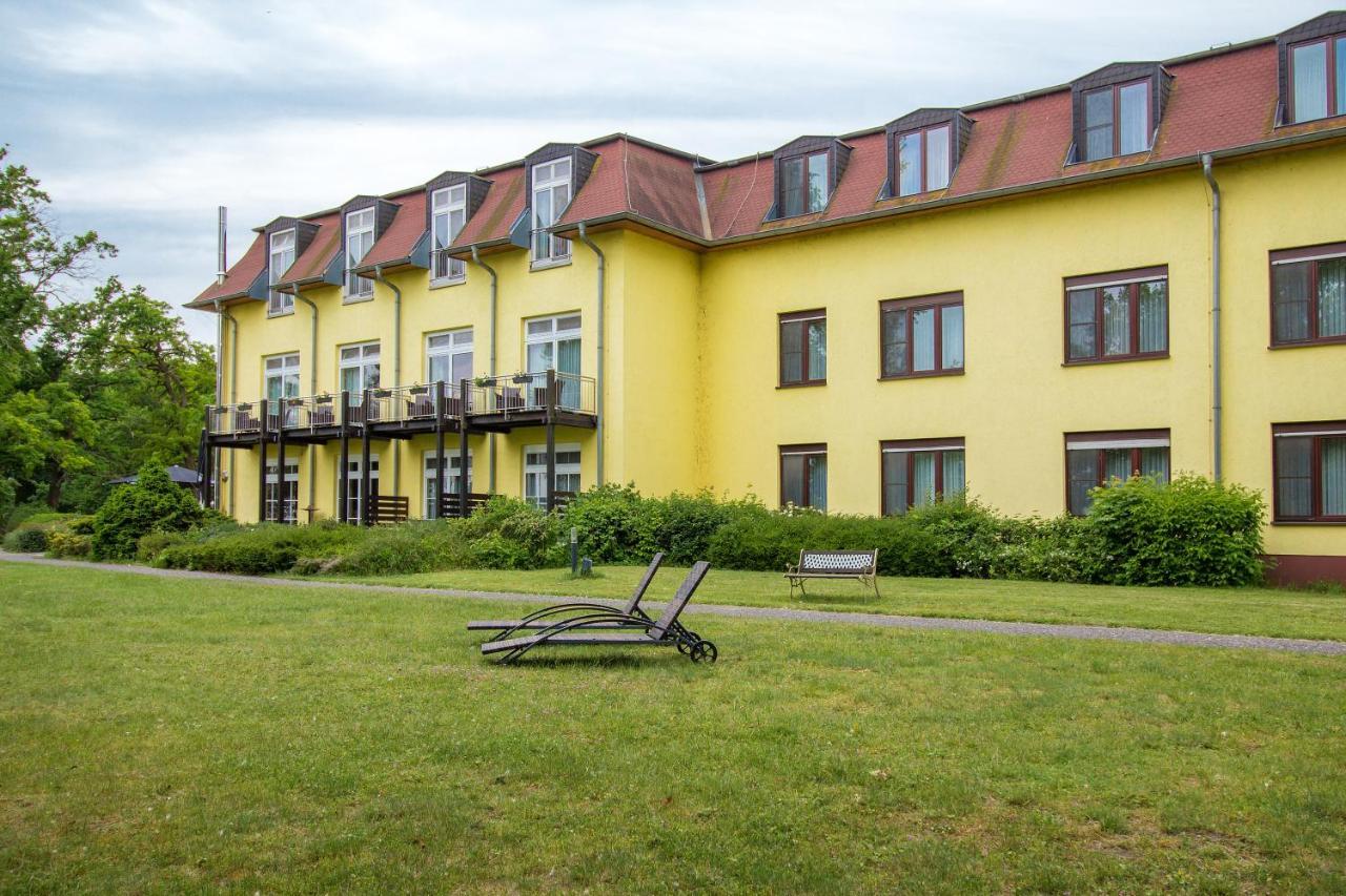 Seehotel Brandenburg An Der Havel Brielow Exteriör bild