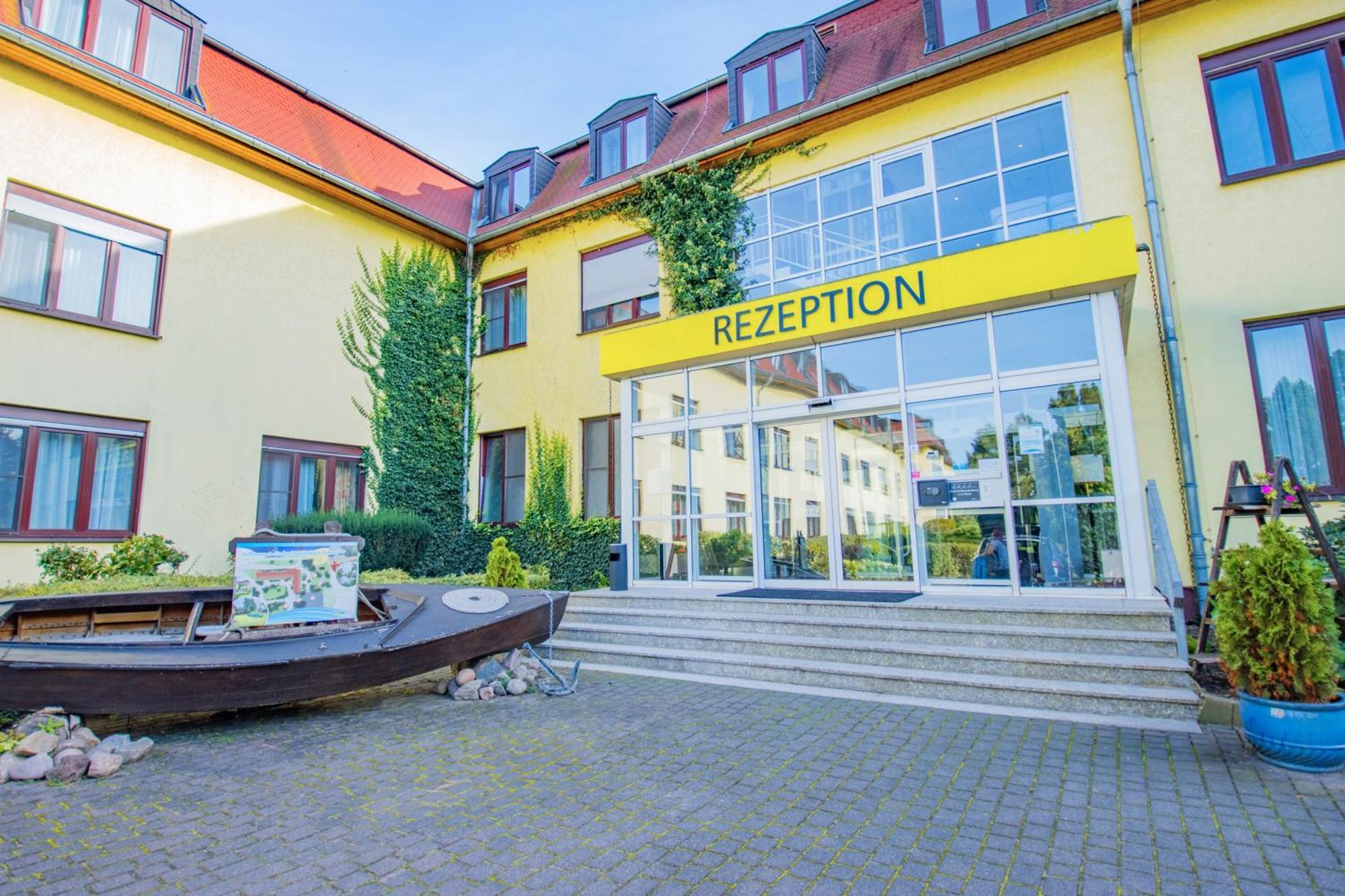 Seehotel Brandenburg An Der Havel Brielow Exteriör bild